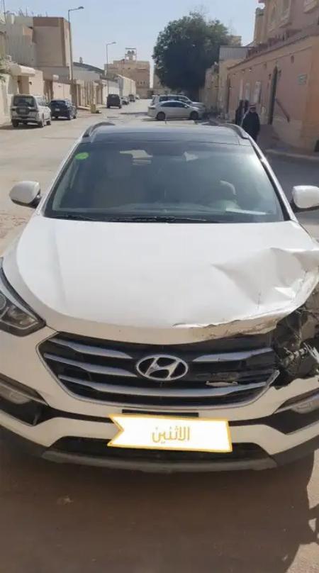 سنتافيه
                        مصدوم للبيع